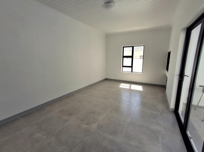 3 Bedroom Property for Sale in Britannia Bay Western Cape